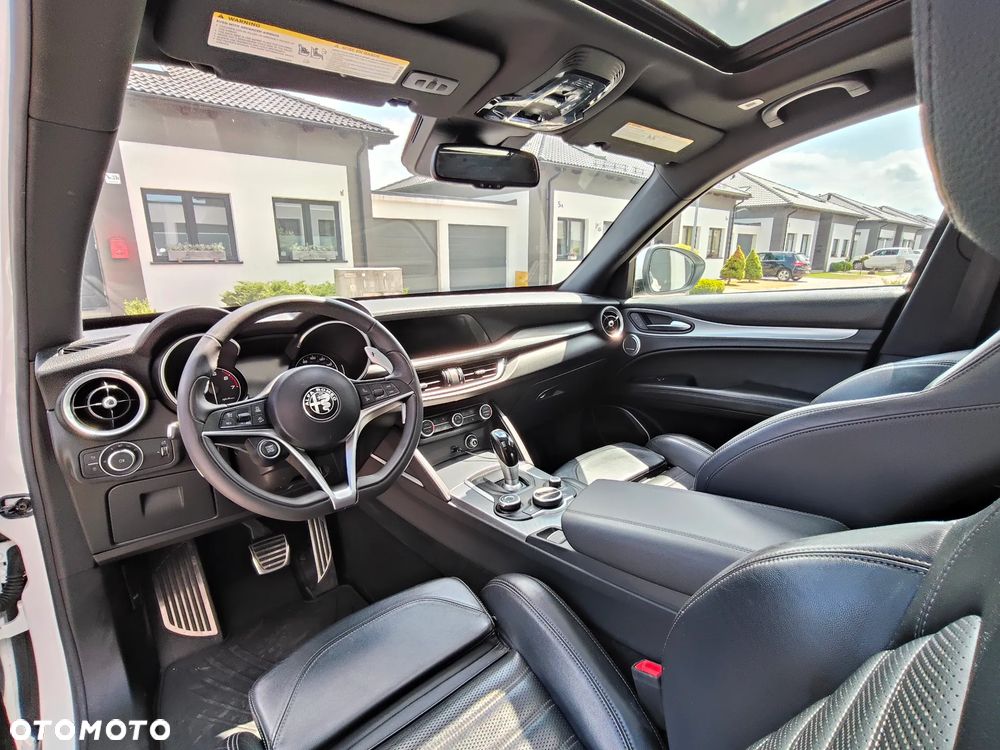 Alfa Romeo Stelvio 2.0 Turbo TI Q4 - 22
