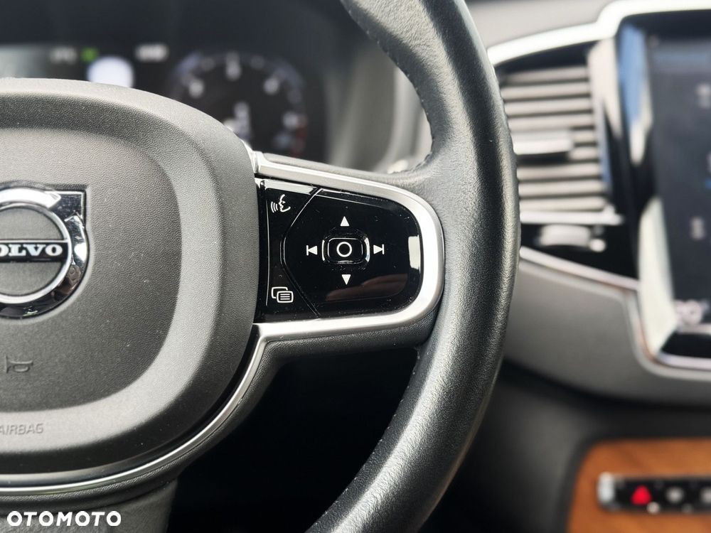 Volvo XC 90 - 12