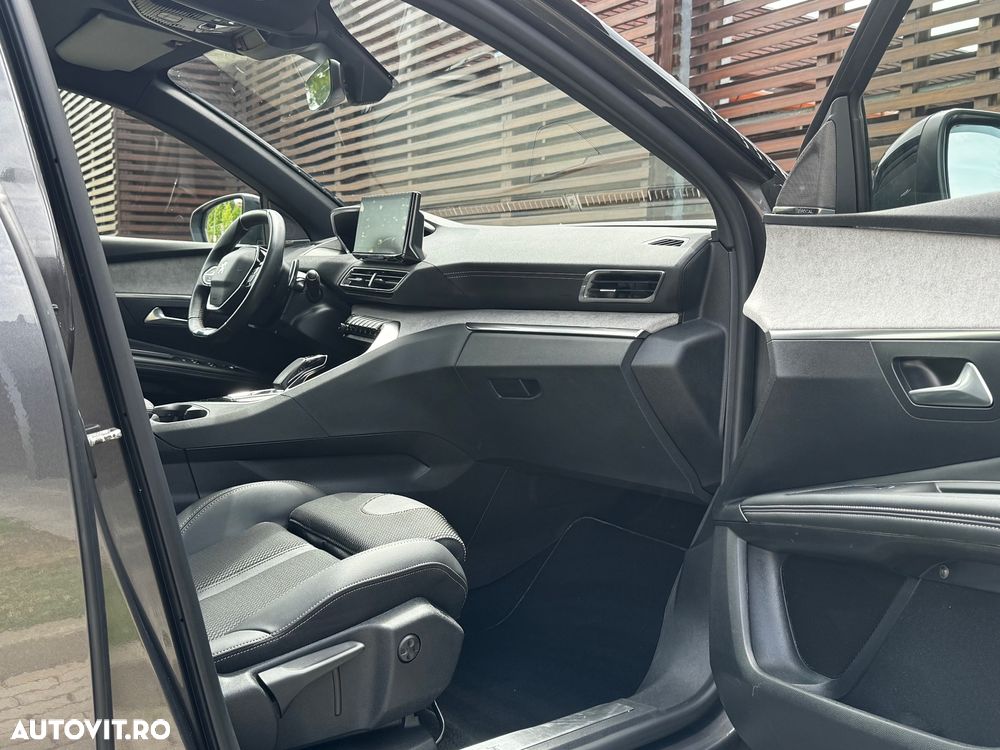 Peugeot 3008 225 e-EAT8 GT - 23
