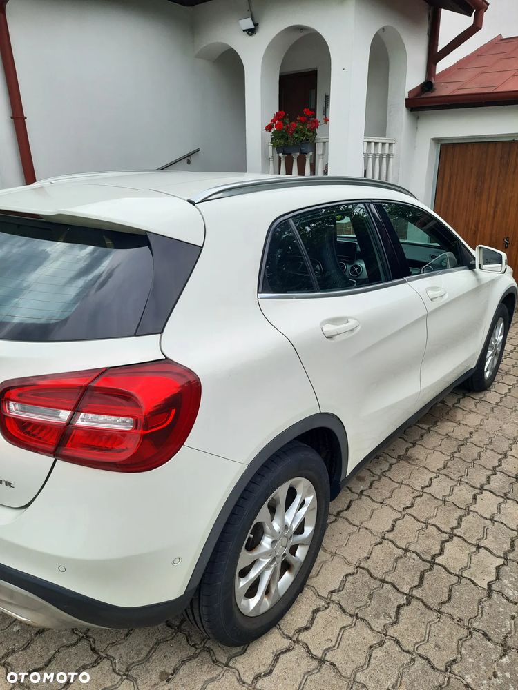 Mercedes-Benz GLA 220 CDI 4-Matic - 11