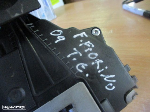 Fecho 1356367080 FIAT FIORINO 2009 TE 6 PINOS - 2