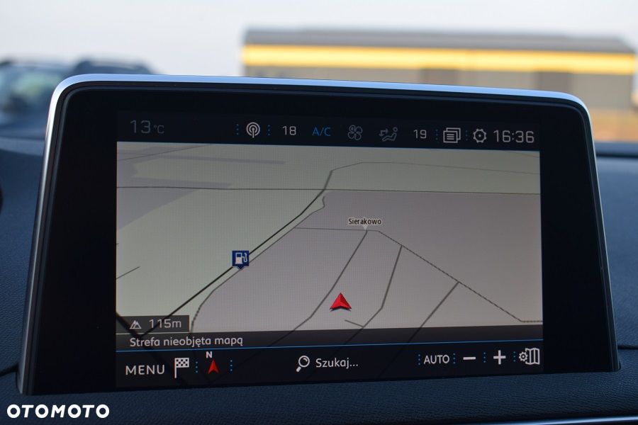 Peugeot 3008 1.2 PureTech GPF Allure S&S - 19