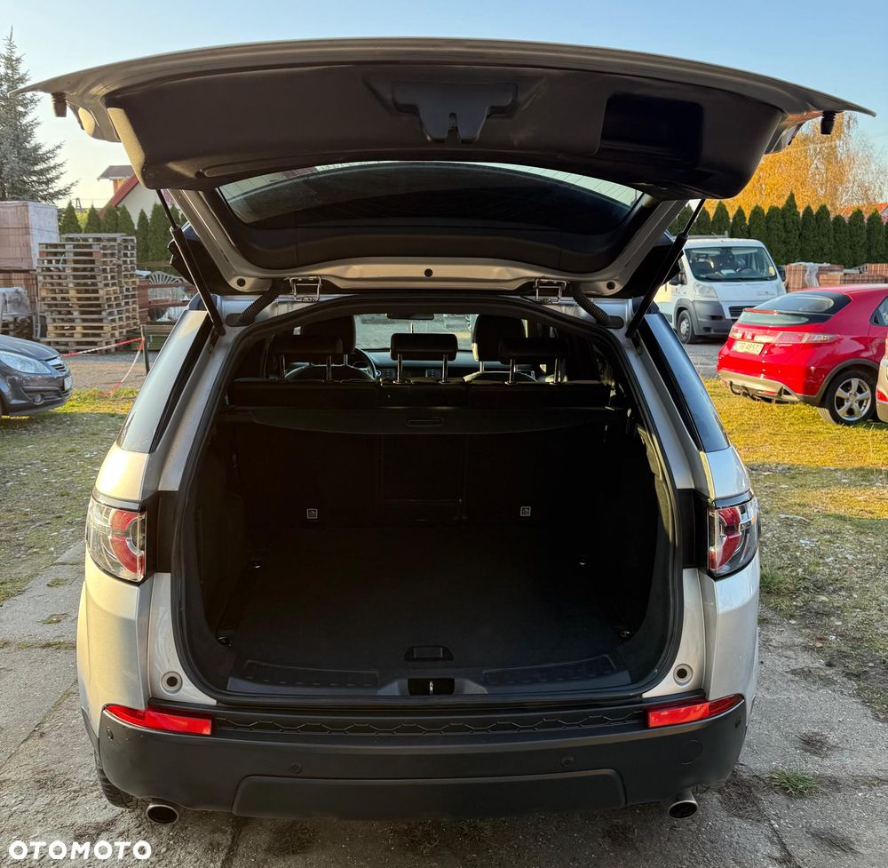 Land Rover Discovery Sport - 8