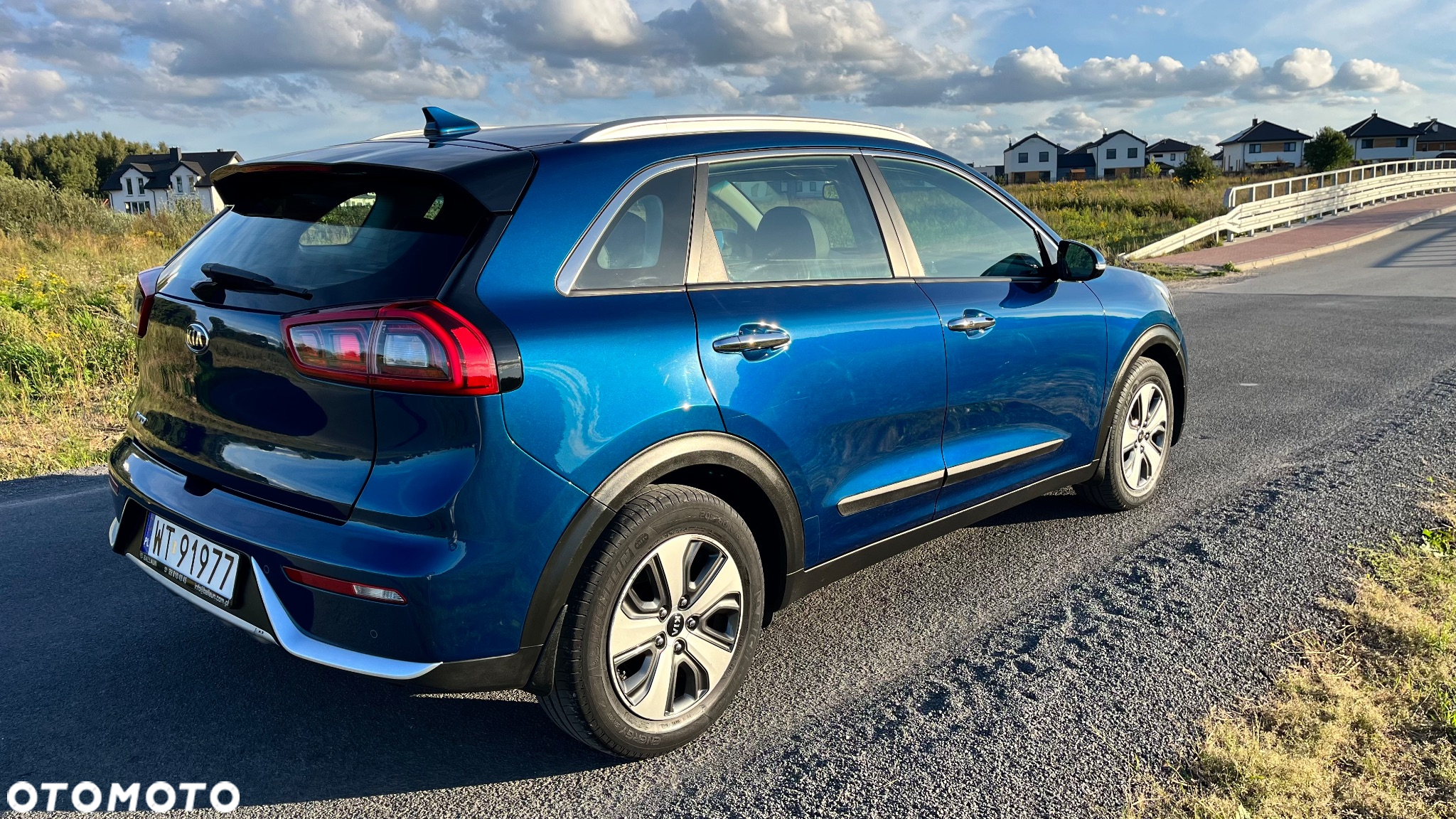 Kia Niro 1.6 GDI Hybrid L - 3