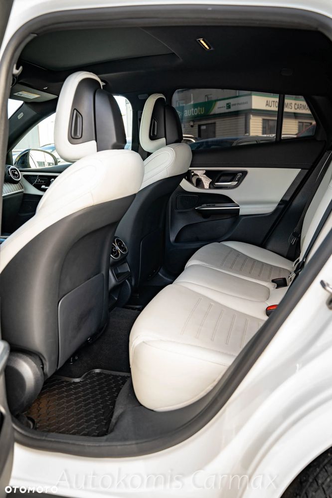 Mercedes-Benz GLC 300 4-Matic - 27