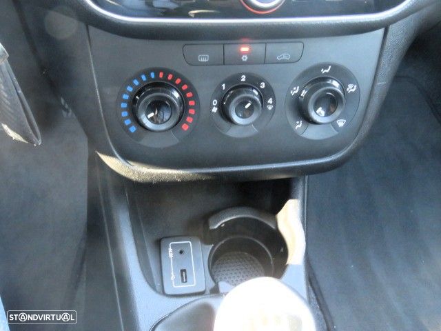 Fiat Punto - 16