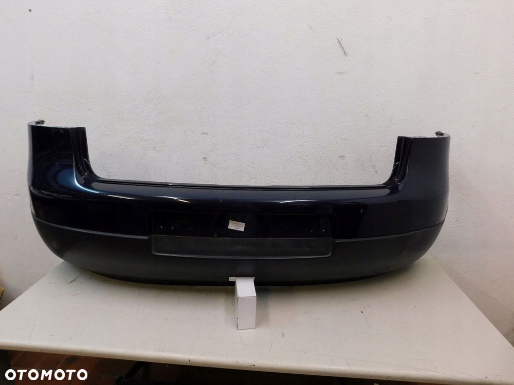 zderzak tył la5g 5d golf 5 v 1k 1.9tdi - 1