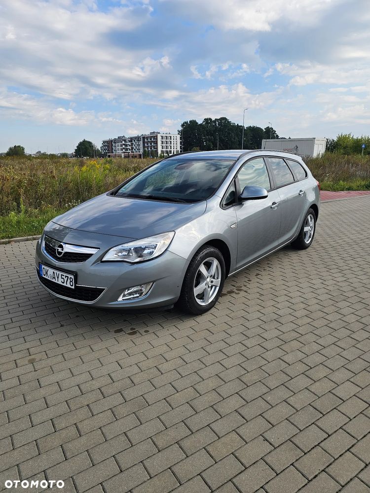 Opel Astra 1.4 Turbo - 1