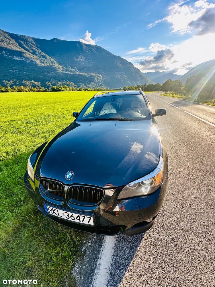 BMW Seria 5 525d - 21