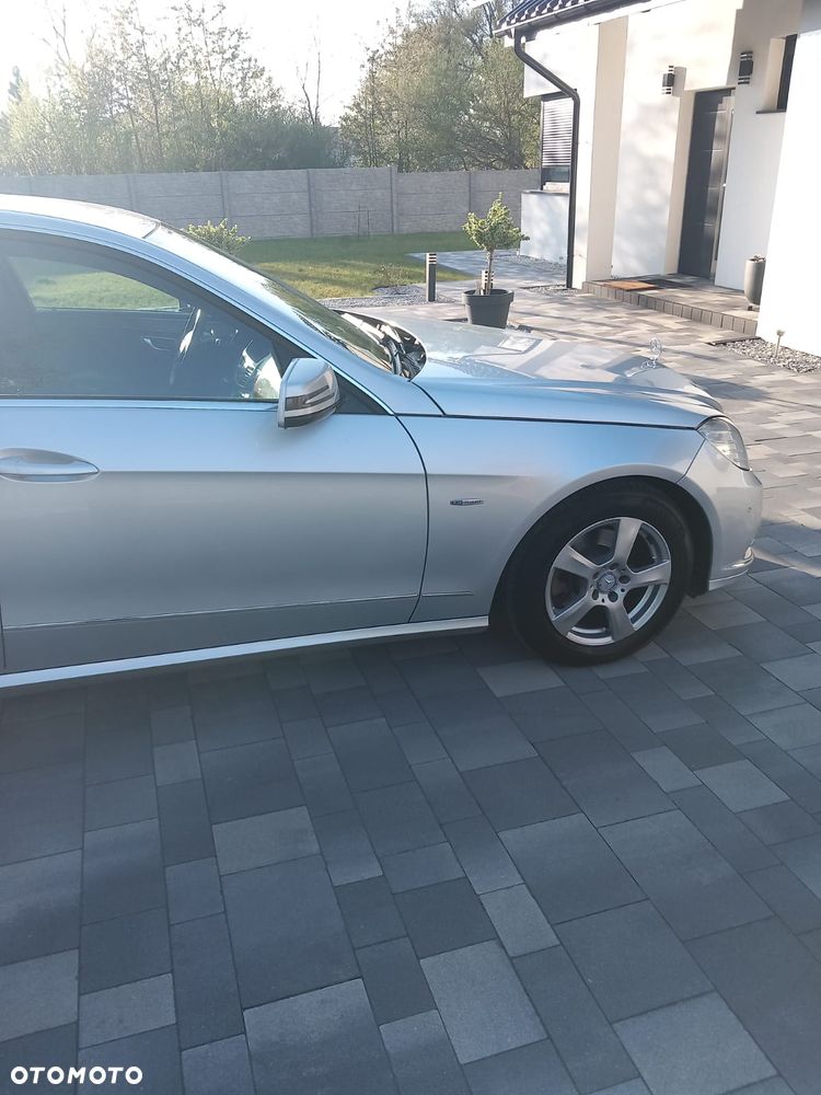 Mercedes-Benz Klasa E 200 BlueTEC 7G-TRONIC Elegance - 12