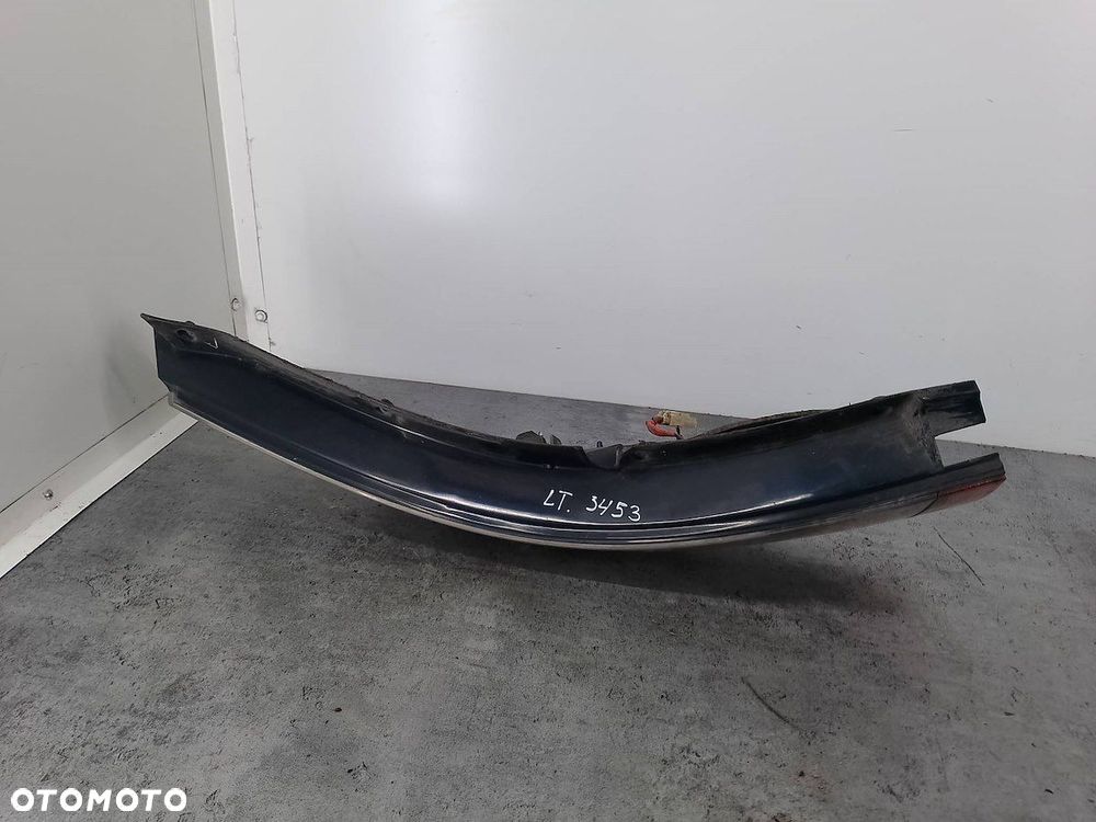 LAMPA TYLNA LEWA MITSUBISHI GRANDIS - 6