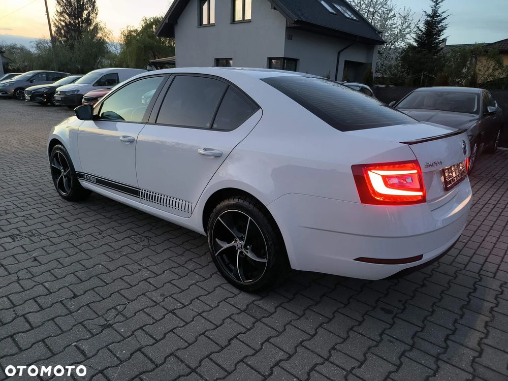 Skoda Octavia 1.5 TSI ACT DSG Sport Edition - 4