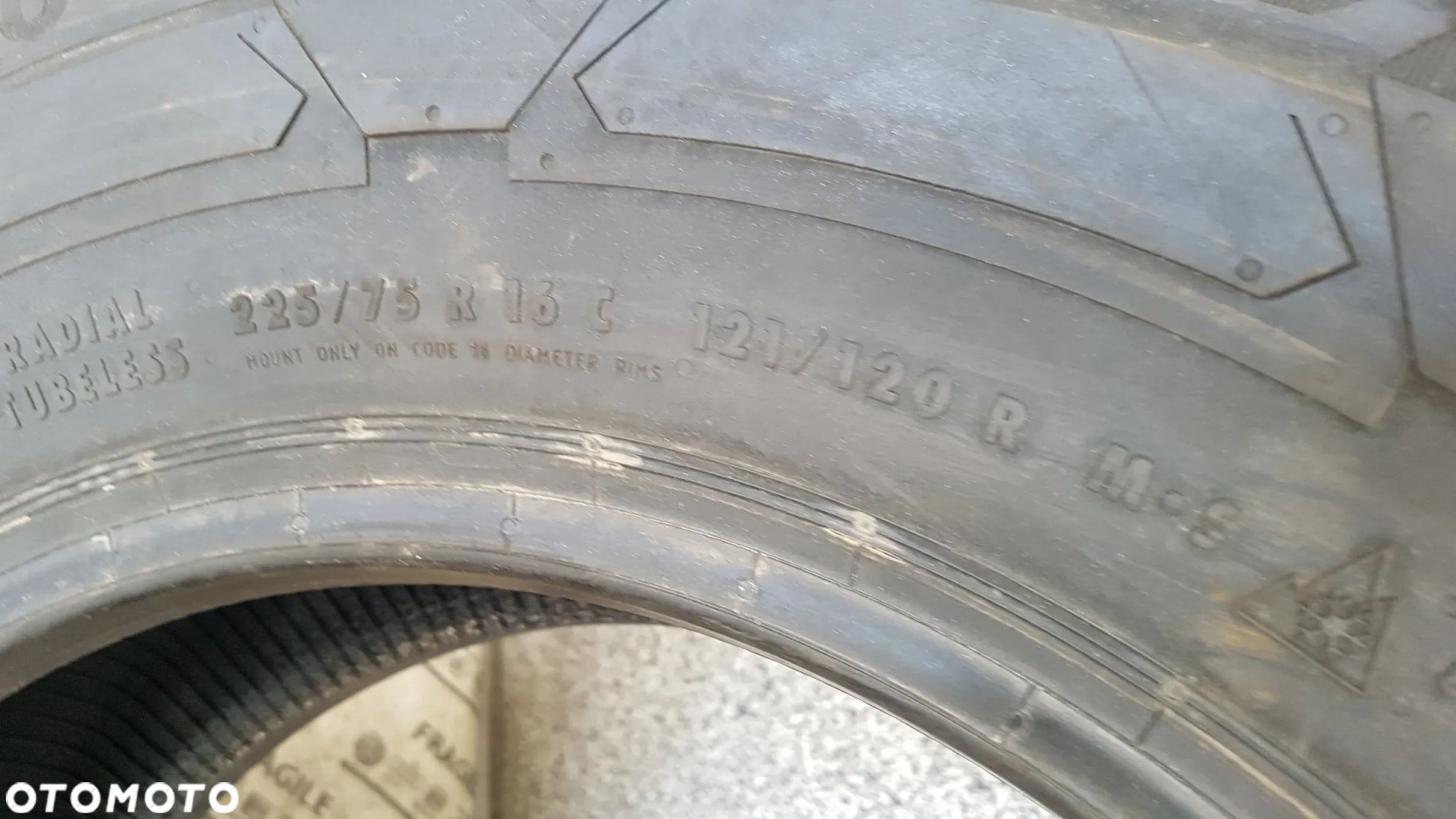 CONTINENTAL VANCO CONTACT WINTER  225/75R16C   225/75/16C - 14