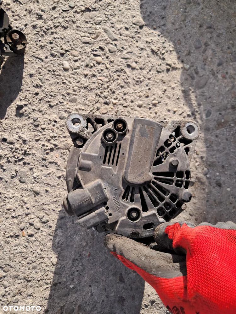 Citroen C3 1.4 HDI Alternator - 2