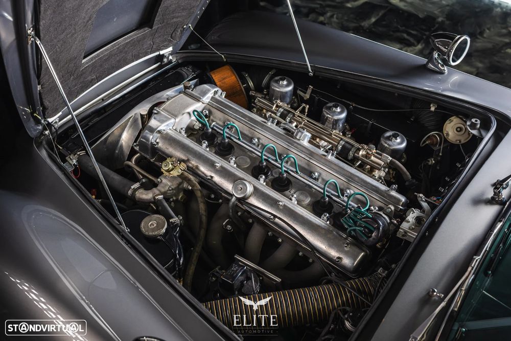 Aston Martin DB5 Coupé - 21