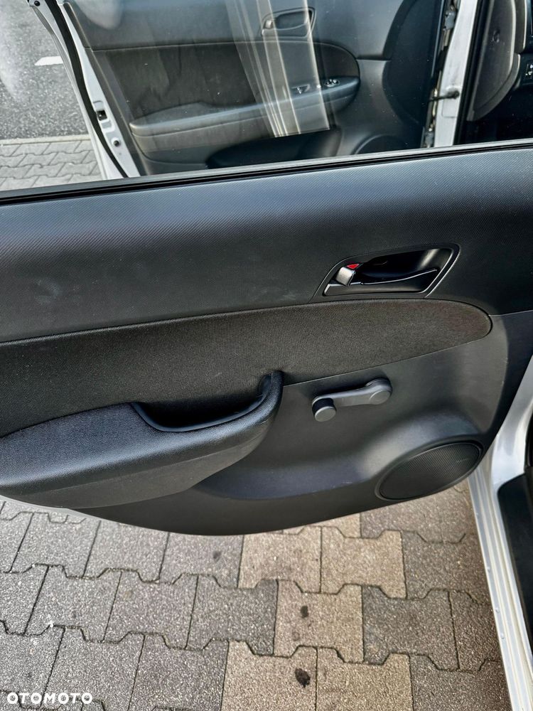 Hyundai i30 1.6 CRDi Base - 13