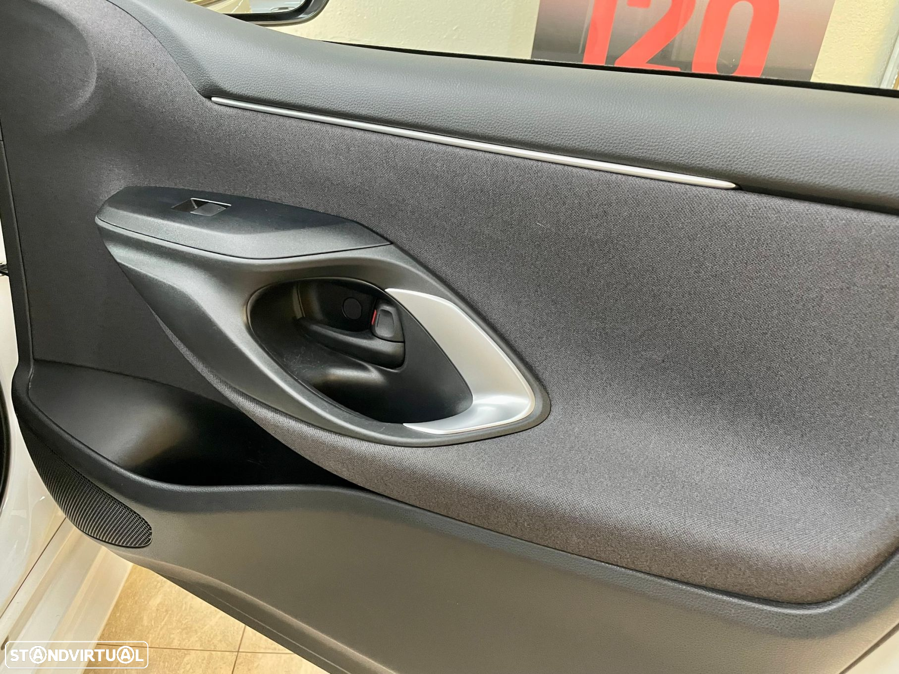 Toyota Yaris 1.5 HDF Exclusive - 27