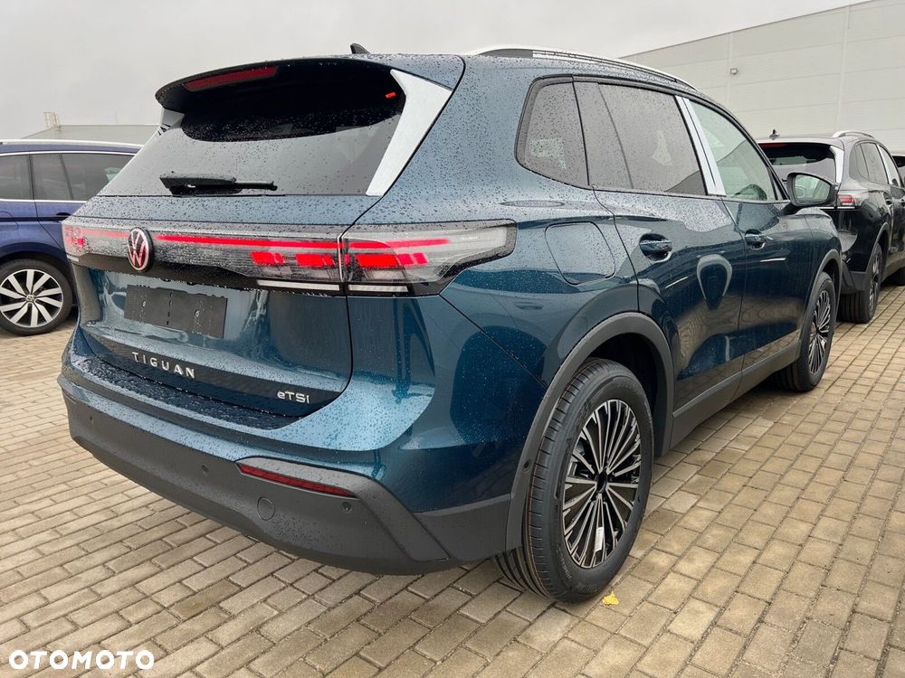 Volkswagen Tiguan - 3