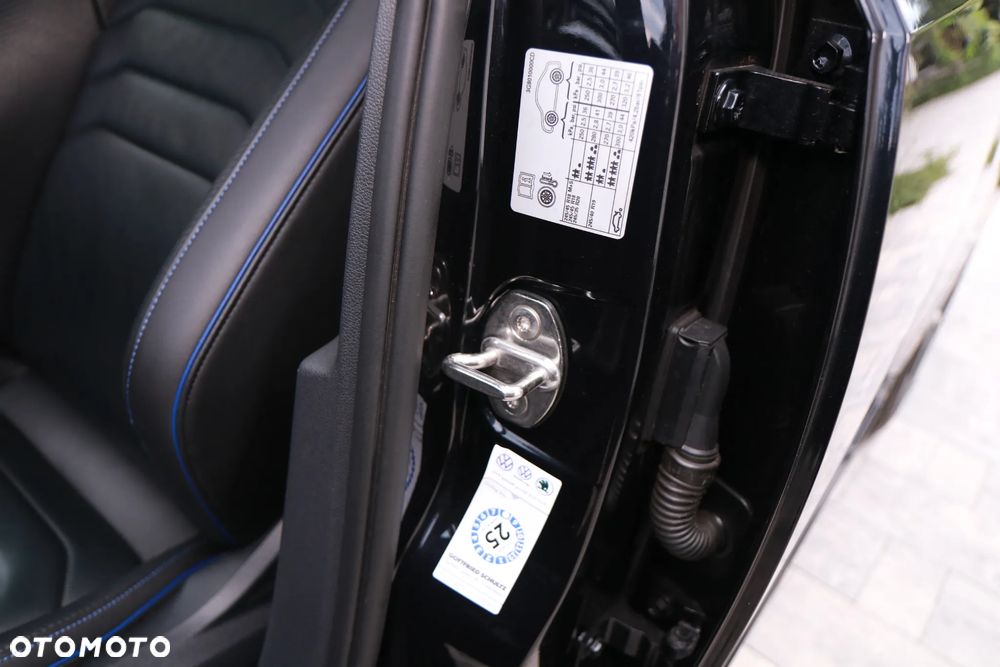 Volkswagen Arteon 2.0 TSI 4Motion R DSG - 25