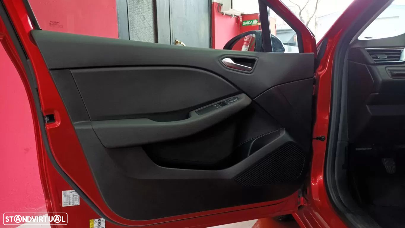 Renault Clio 1.0 TCe Intens - 26