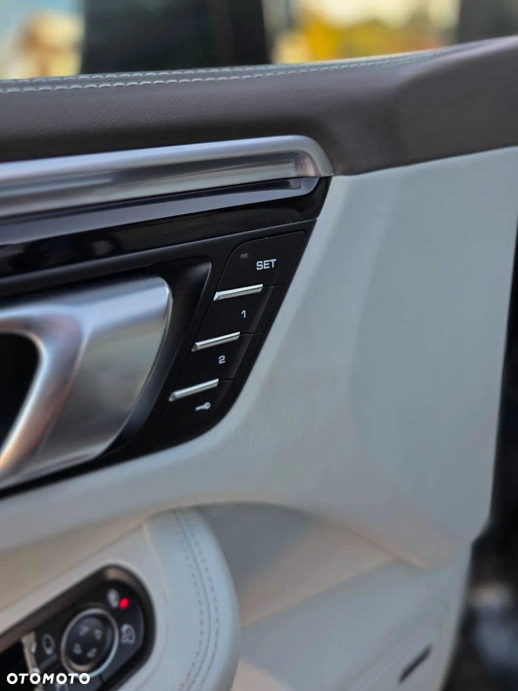Porsche Macan S PDK - 23