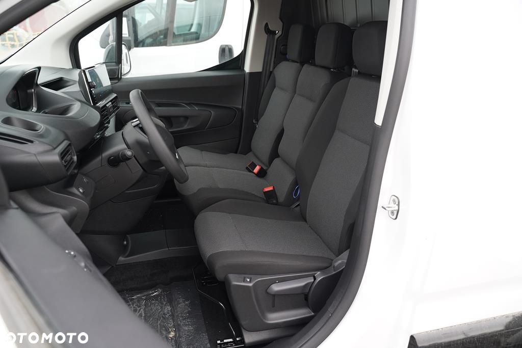 Peugeot Partner Van - 9