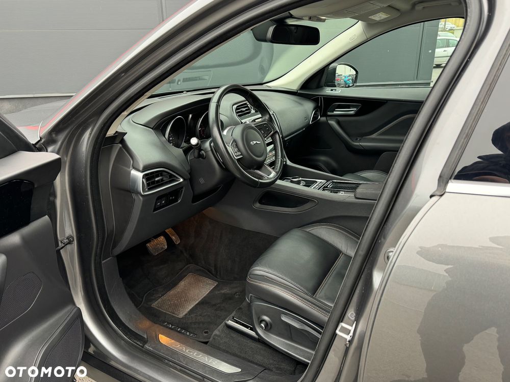 Jaguar F-Pace 2.0 i4D AWD Prestige - 5
