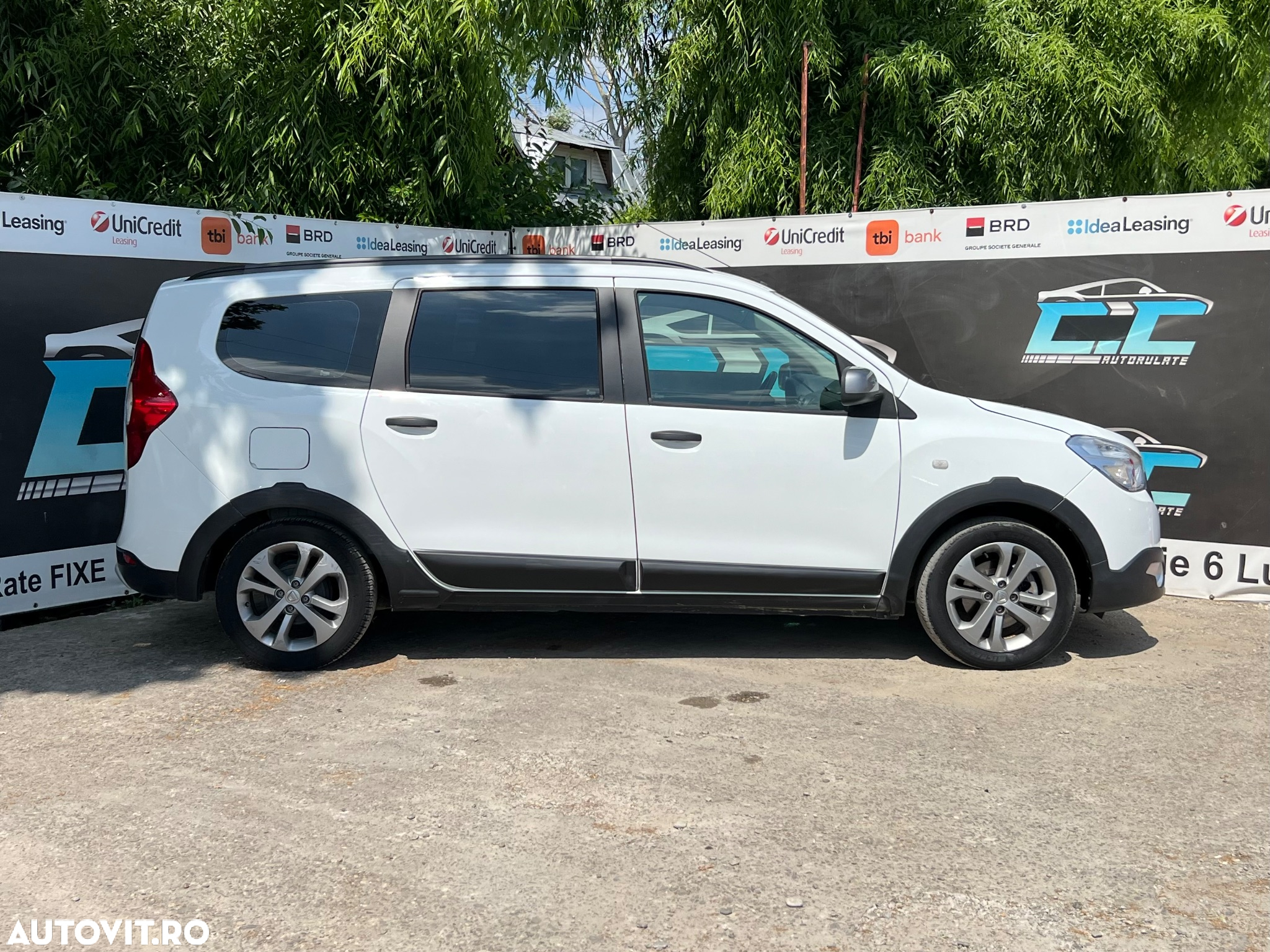 Dacia Lodgy TCe 115 Stepway - 24