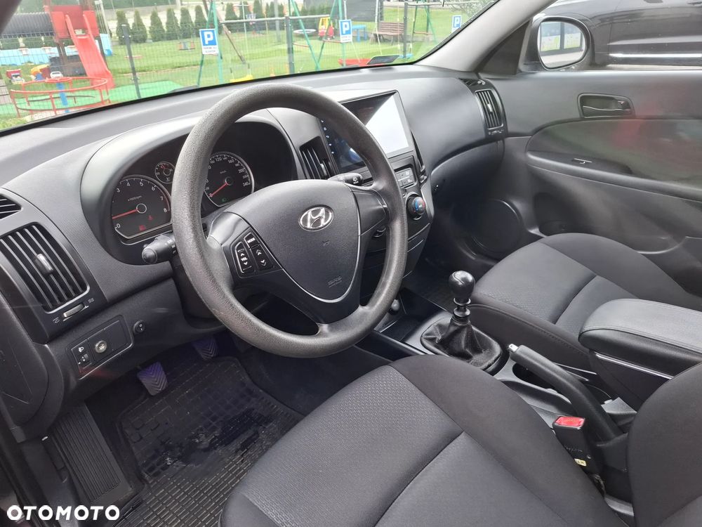 Hyundai i30 1.4 Comfort - 10