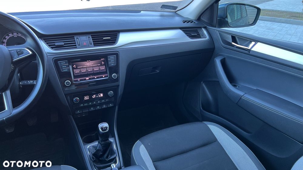 Skoda RAPID 1.6 TDI DPF Style - 13
