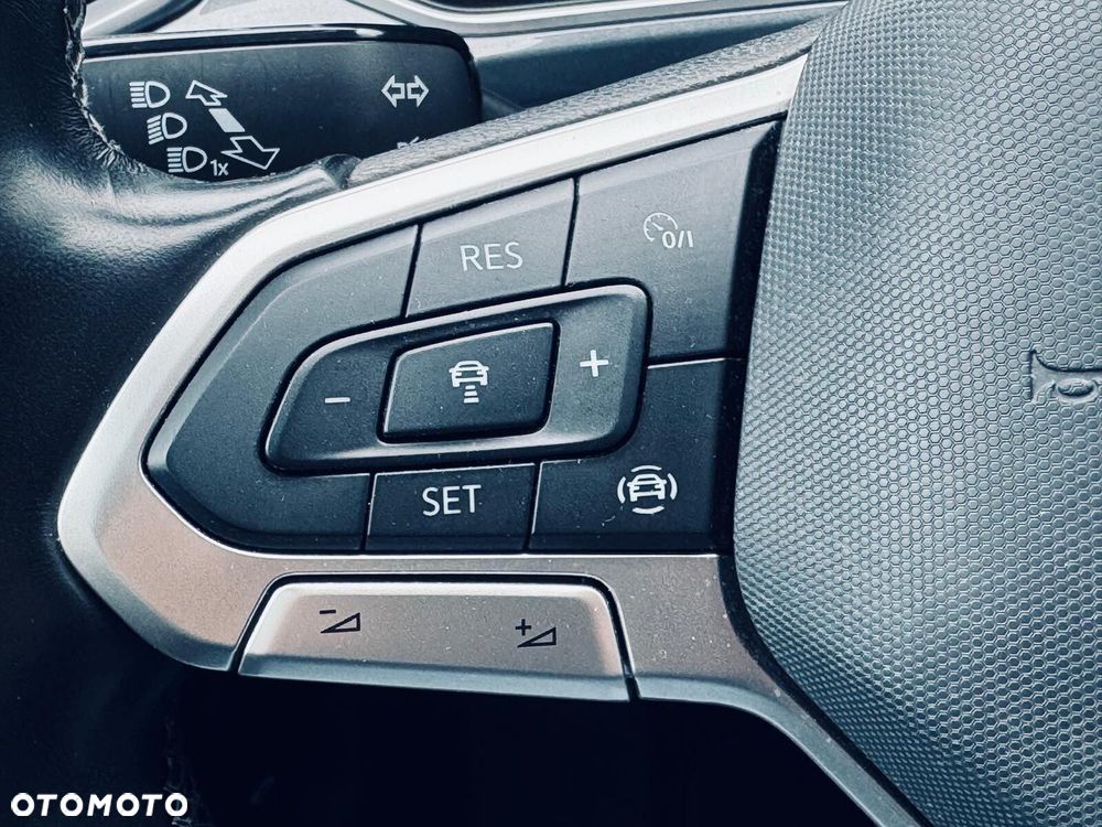 Volkswagen T-Roc 2.0 TDI Special Edition - 18