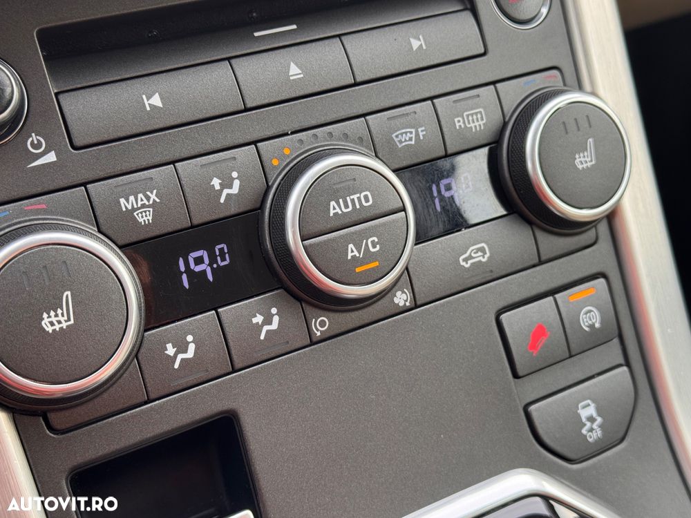 Land Rover Range Rover Evoque - 16