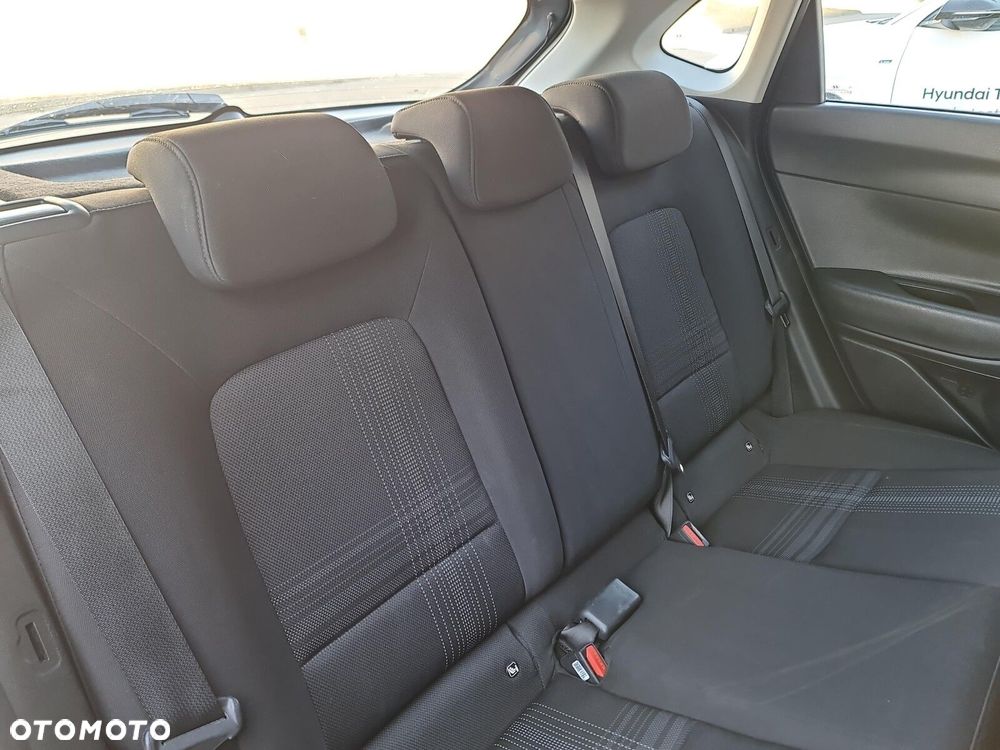 Hyundai i20 1.2 Pure - 30