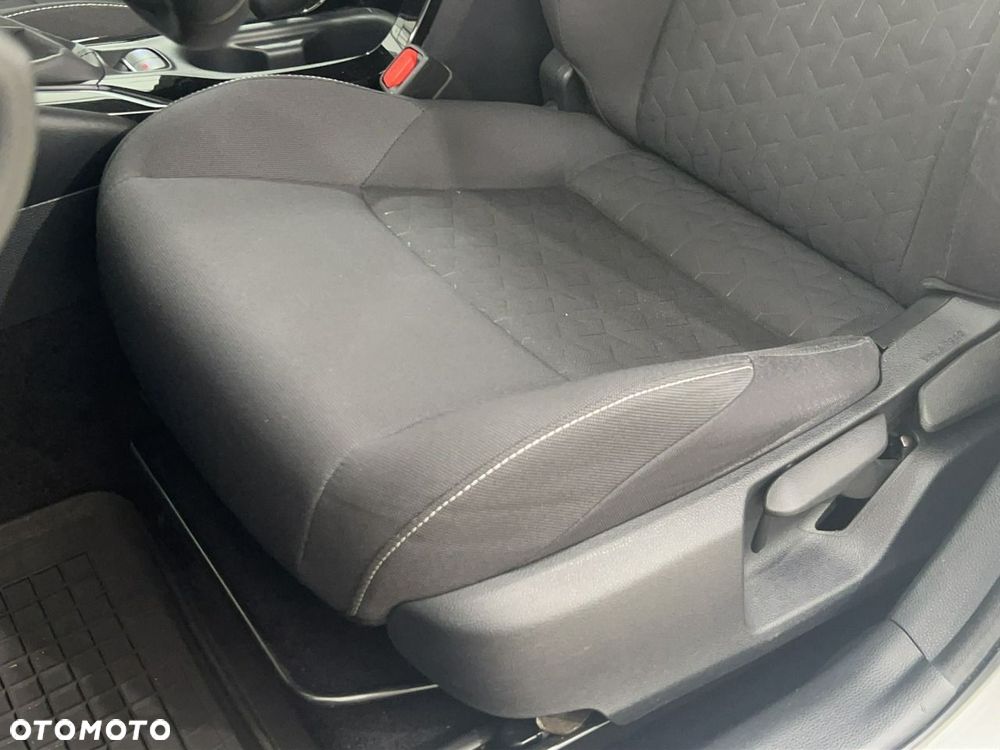 Toyota Corolla - 17