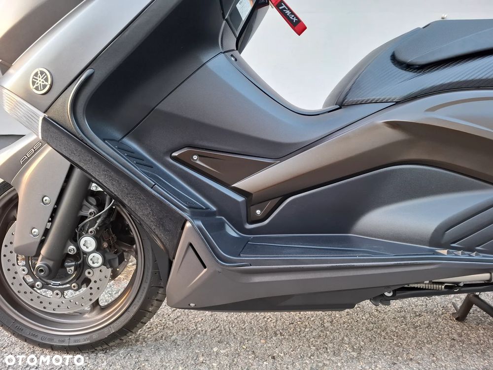 Yamaha Tmax - 28