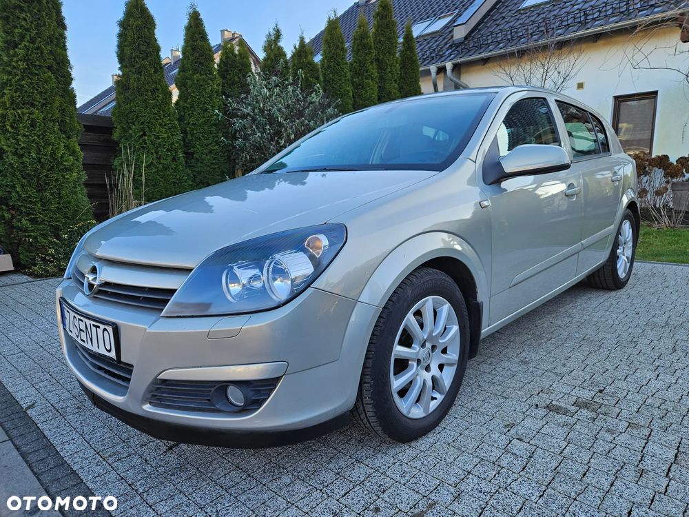 Opel Astra 1.6 Edition - 1