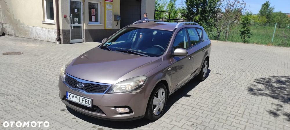 Kia Ceed 1.6 Comfort - 3