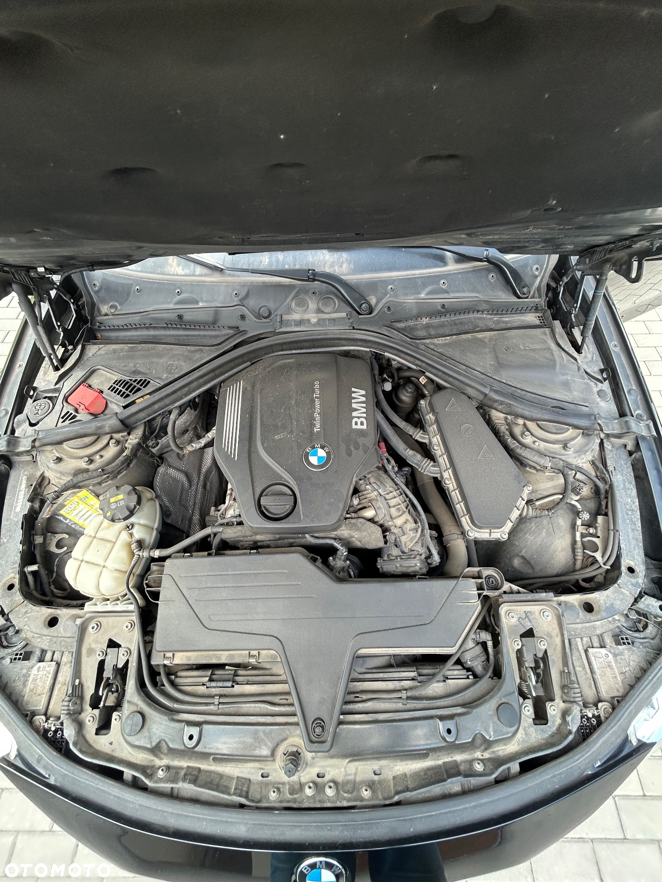 BMW Seria 3 318d - 23