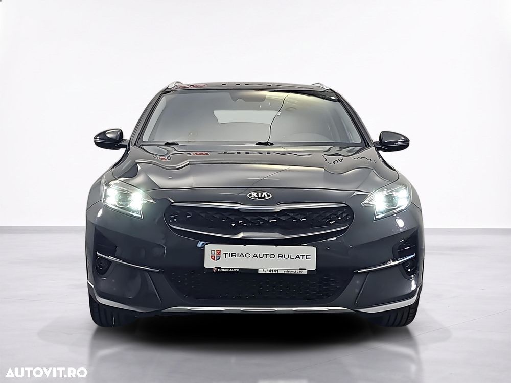 Kia Ceed - 9