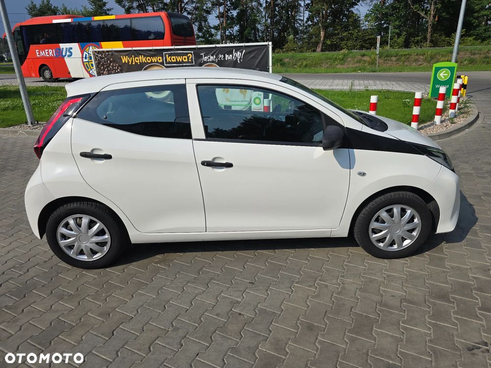 Toyota Aygo 1.0 VVT-i Color Edition - 2