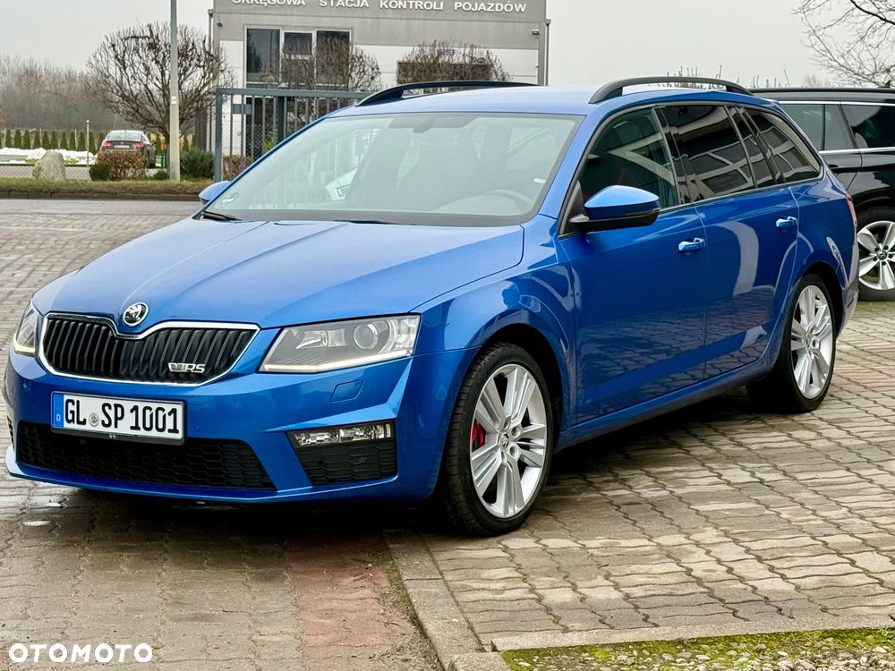 Skoda Octavia 2.0 TDI DSG RS - 11