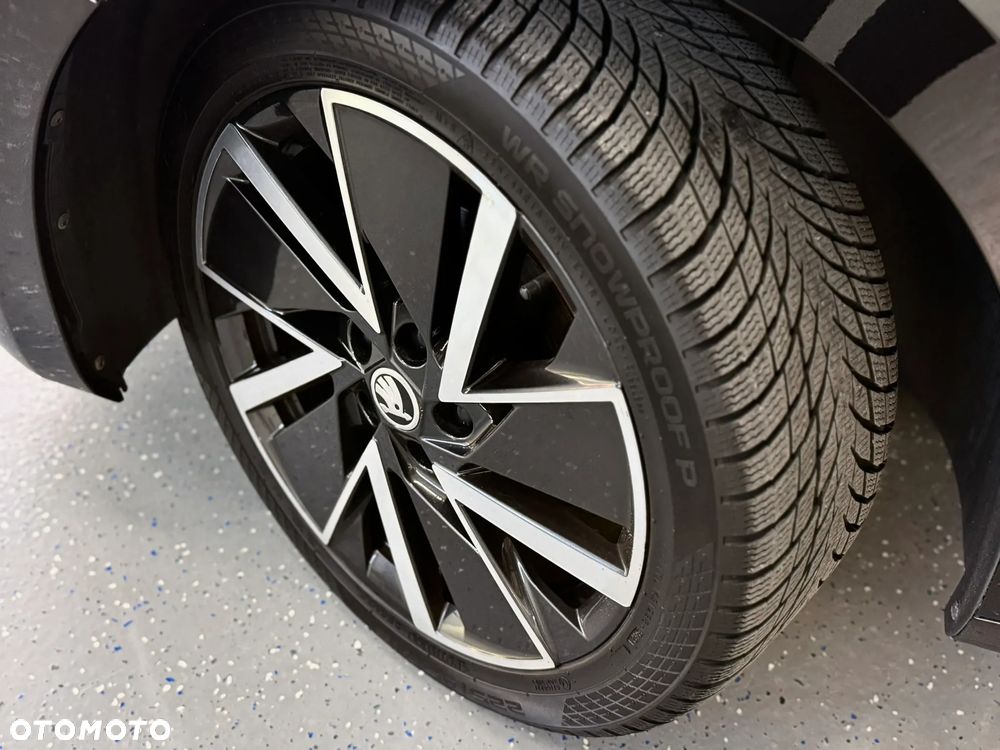 Skoda Octavia 2.0 TDI Sportline DSG - 30