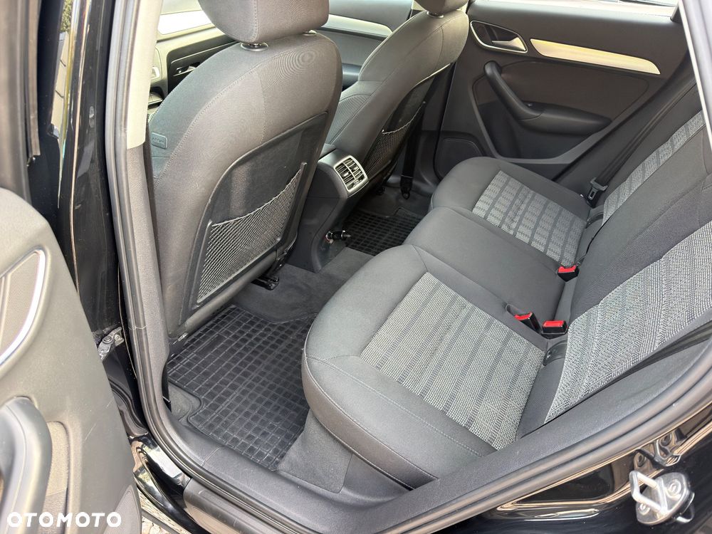 Audi Q3 1.4 TFSI Sport S tronic - 14
