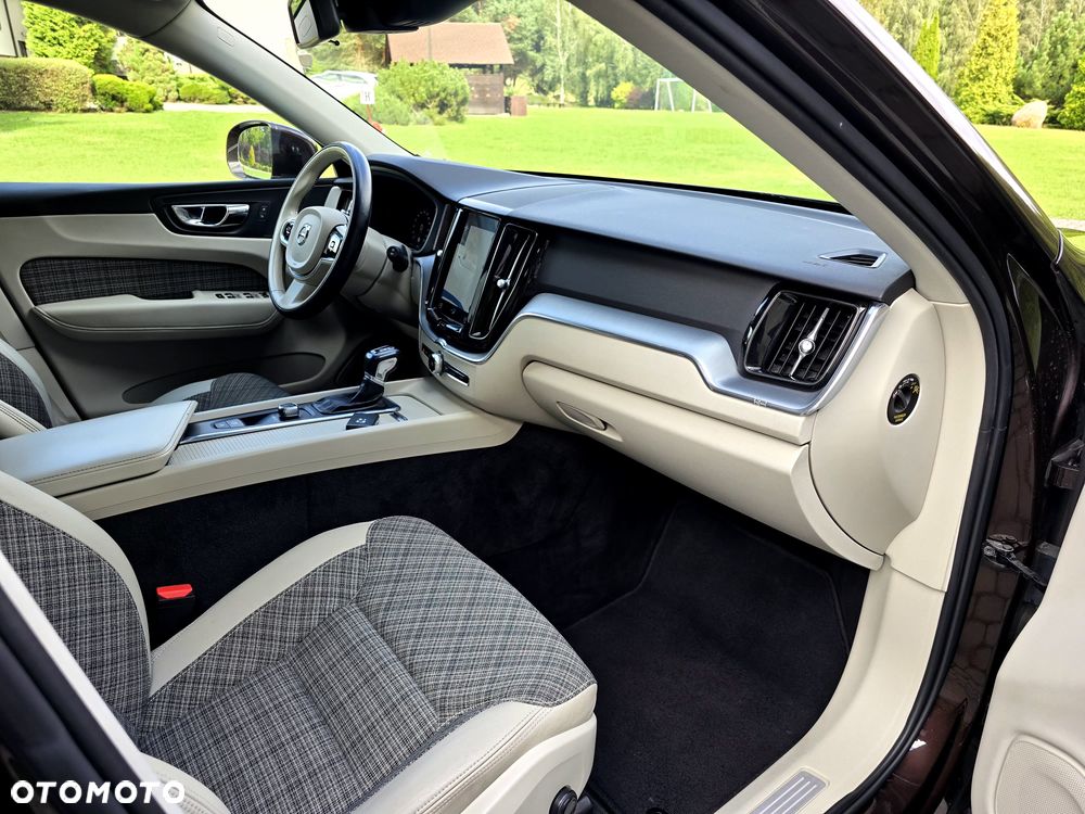 Volvo XC 60 - 12