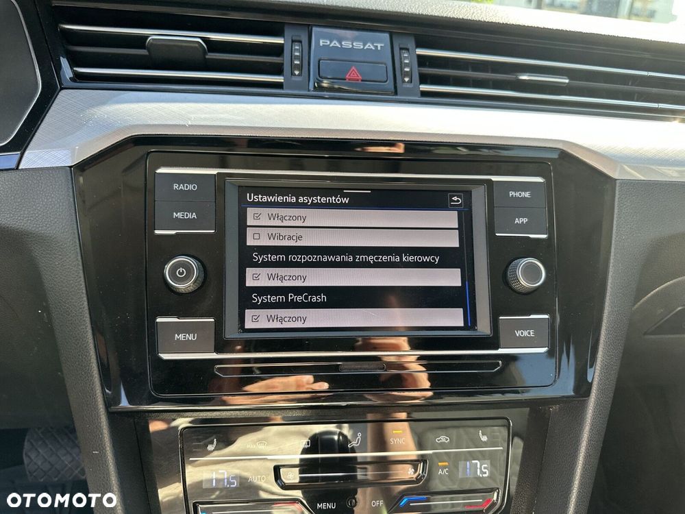 Volkswagen Passat 2.0 TDI EVO Business DSG - 20