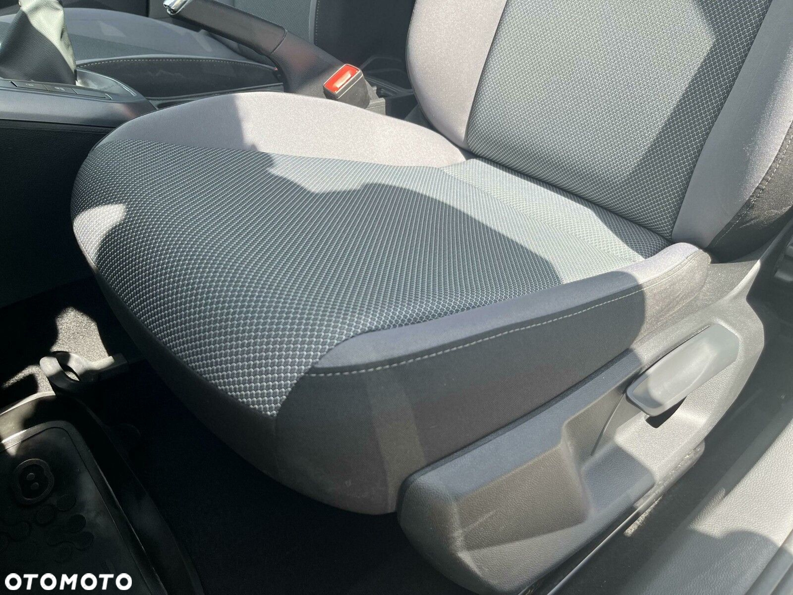 Seat Arona - 12