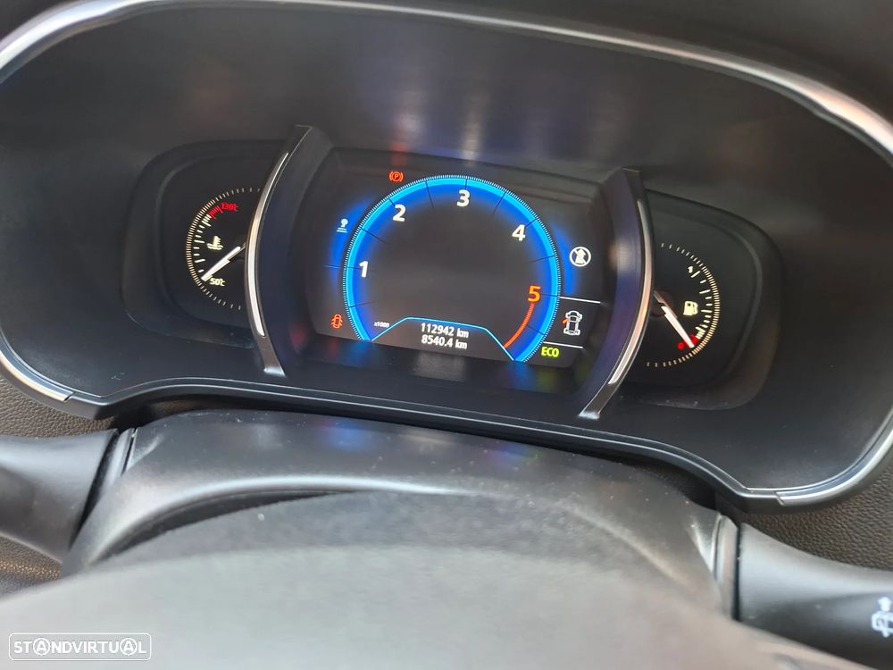 Renault Mégane 1.5 dCi Zen ECO - 10