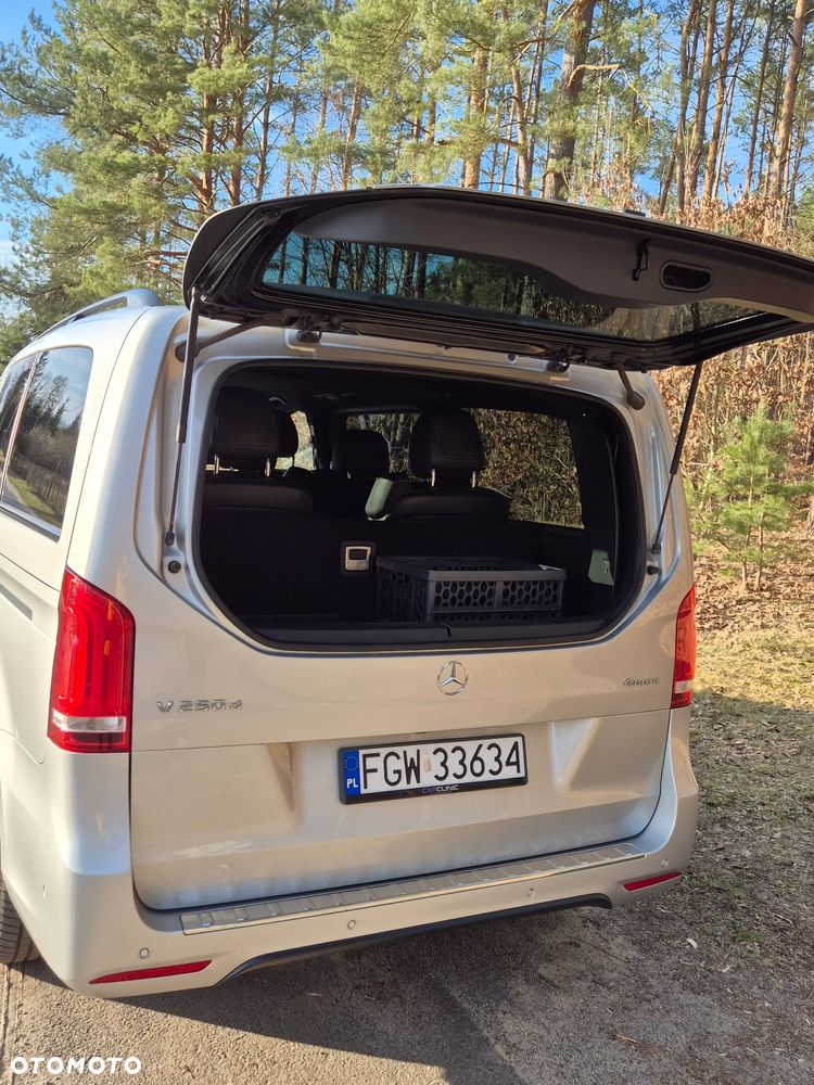 Mercedes-Benz Klasa V 250 d 4-Matic Avantgarde 7G-Tronic (d³ugi) - 11