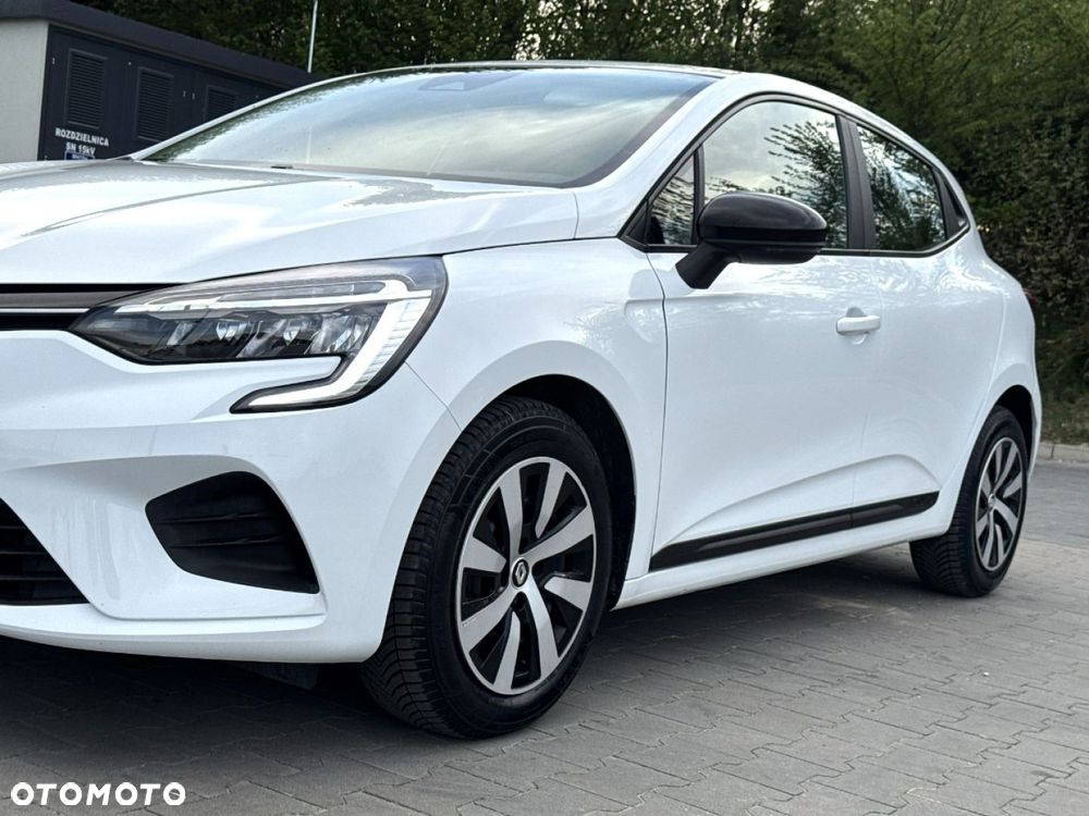 Renault Clio - 17