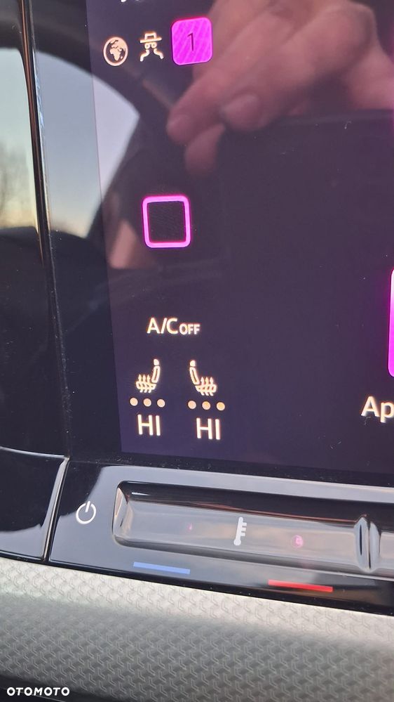 Volkswagen Golf 1.5 TSI OPF Move - 32